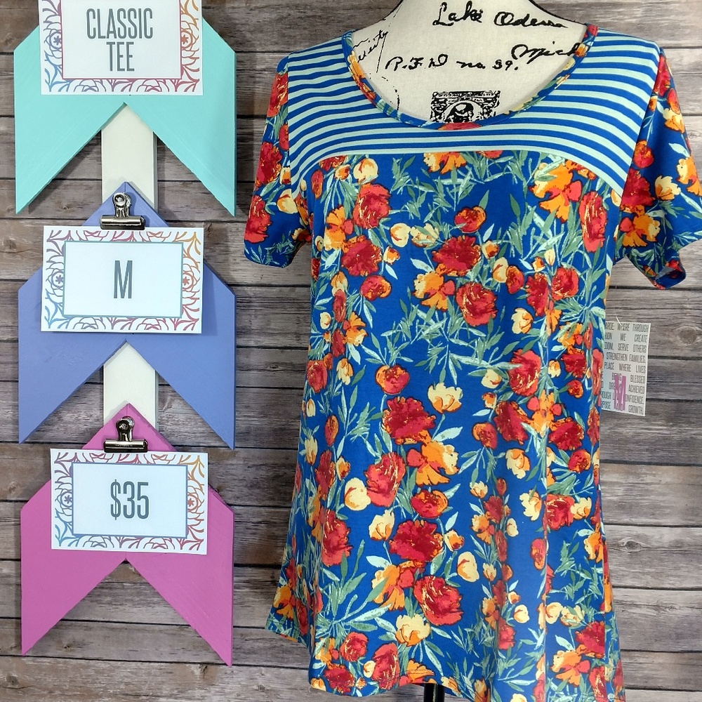 LuLaRoe NWT Medium Classic Tee
